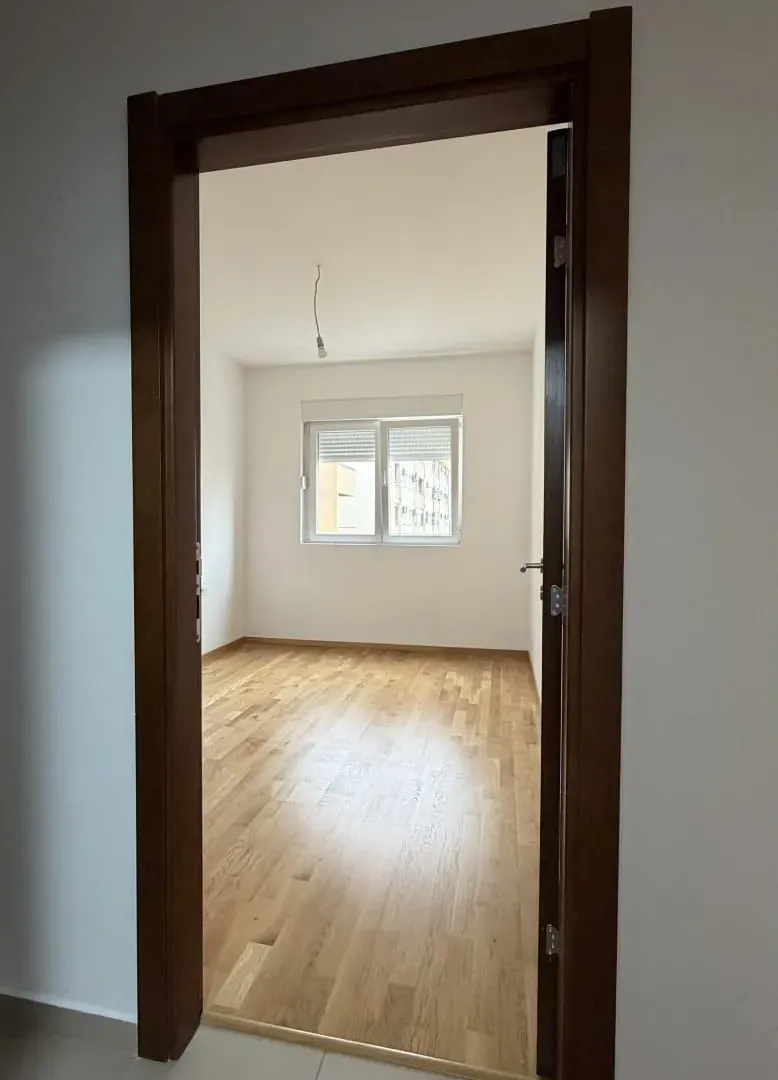 Prodaja, dvosoban stan, 73m², Tuški Put, Podgorica