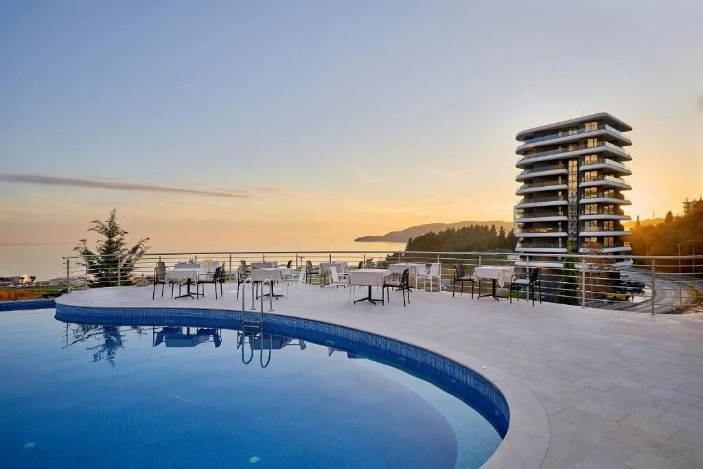 Sale, one bedroom apartment, 48m², Bečići, Budva
