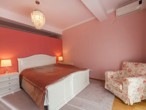 Sale, two bedroom apartment, 90m², Tivat, Crna Gora - image 4