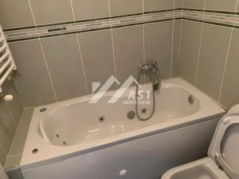 Rent, office space, 90m², Bulevar Oslobodjenja, Novi Sad Sve Podlokacije - image 9