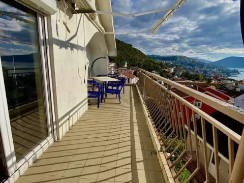 Prodaja, stan, 92m², Herceg Novi, Crna Gora - image 2
