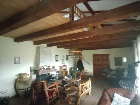 Prodaja, kuća, 165m², Kuči, Podgorica - image 8