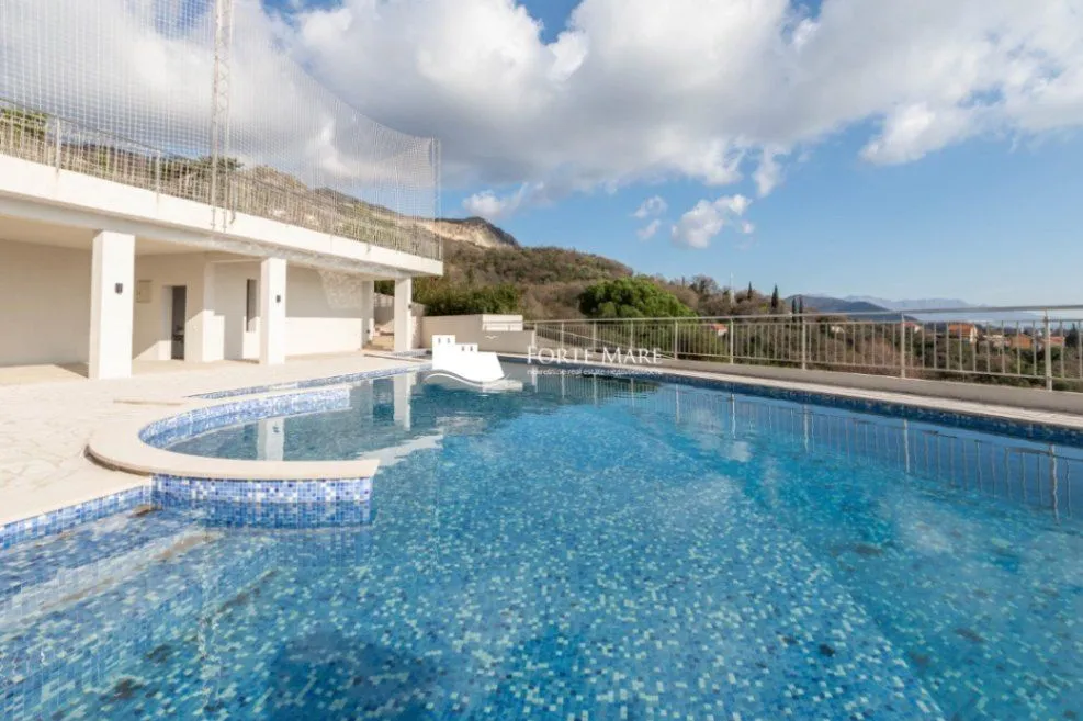 Prodaja, trosoban stan, 88m², Topla, Herceg Novi