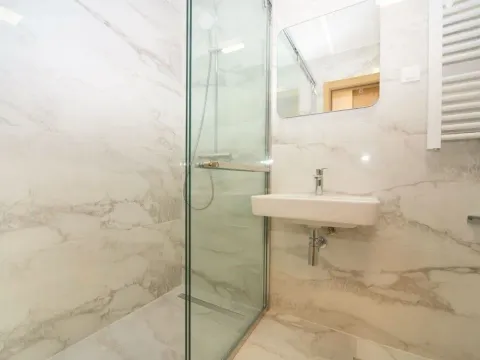 Rent, one bedroom apartment, 47m², City Kvart, Podgorica - image 7