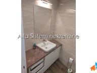 Izdavanje, četvorosoban stan, 89m², Južni Bulevar, Vračar Sve Podlokacije - image 6