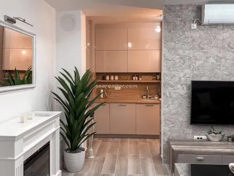 Prodaja, jednosoban stan, 42m², Žabljak, Crna Gora - image 4