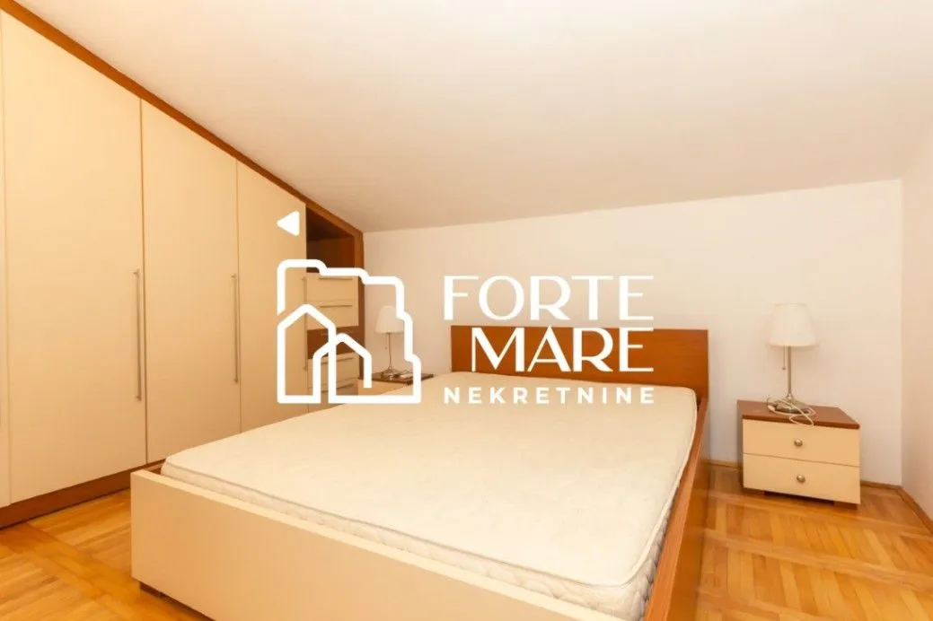 Prodaja, dvosoban stan, 83m², Savina, Herceg Novi