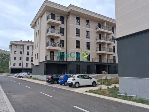 Rent, one bedroom apartment, 34m², Tološi, Podgorica - image 1