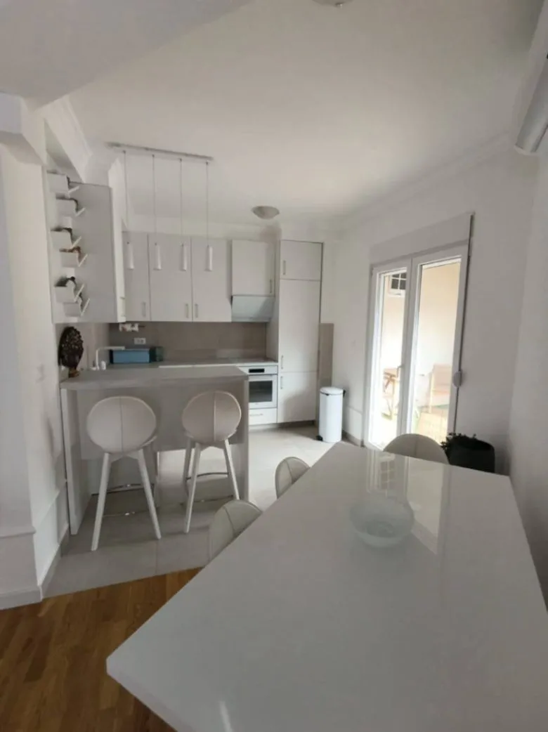 Prodaja, dvosoban stan, 92m², Zabjelo, Podgorica