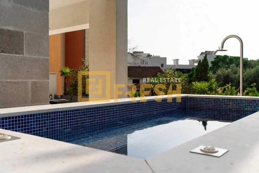 Sale, one bedroom apartment, 136m², Rafailovići, Budva