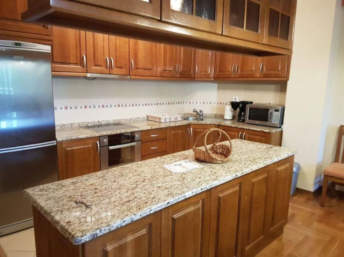 Rent, three bedroom apartment, 90m², Velji Vinogradi, Budva