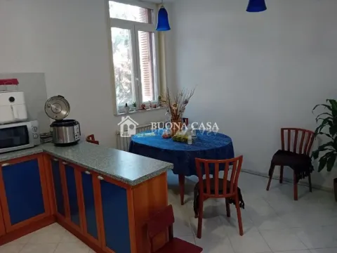 Sale, four bedroom apartment, 161m², Voždovac Sve Podlokacije, Beograd - image 6