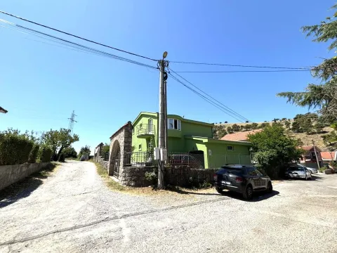 Sale, house, 192m², Zagorič, Podgorica - image 9