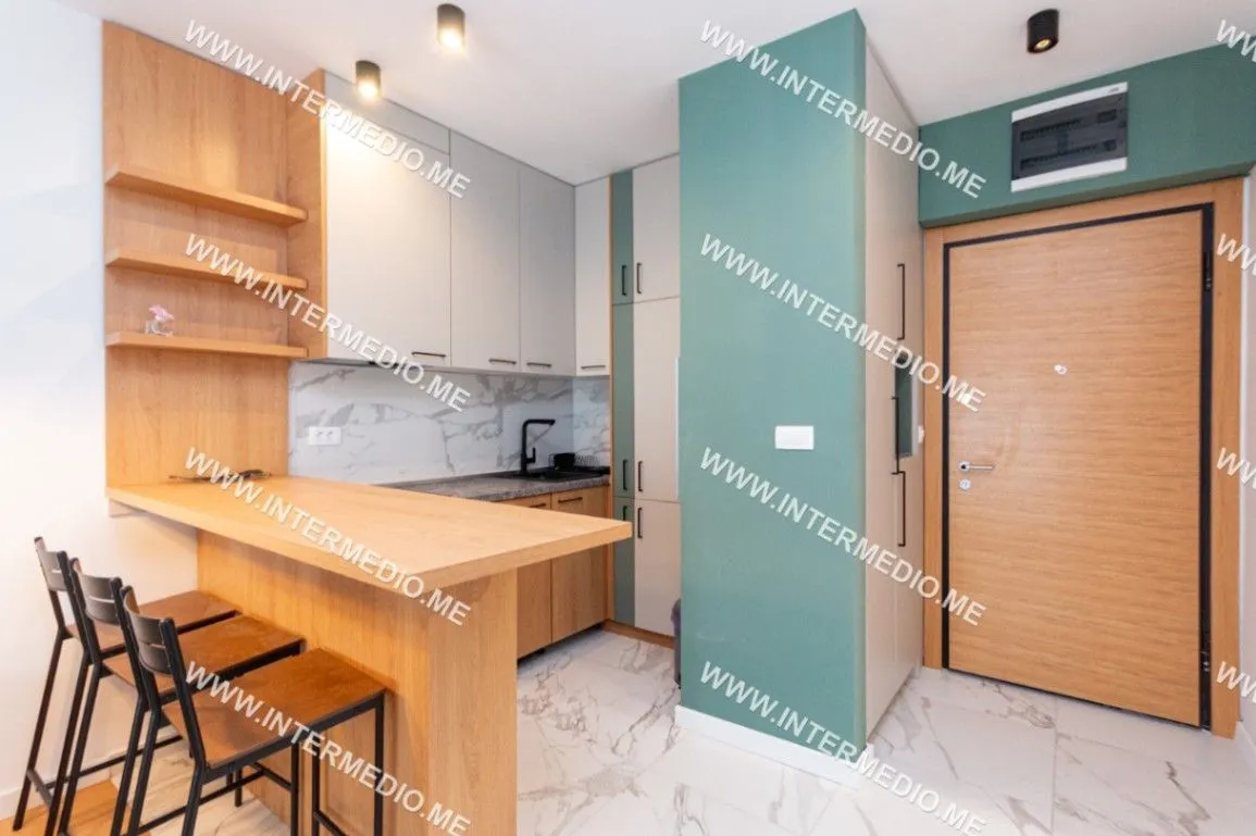 Izdavanje, jednosoban stan, 45m², Bijela, Herceg Novi