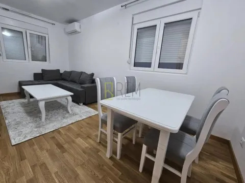 Prodaja, jednosoban stan, 42m², Zabjelo, Podgorica