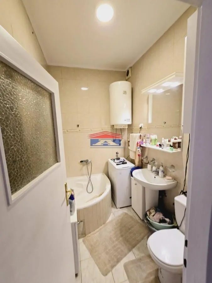 Sale, four bedroom apartment, 87m², Centar, Novi Sad