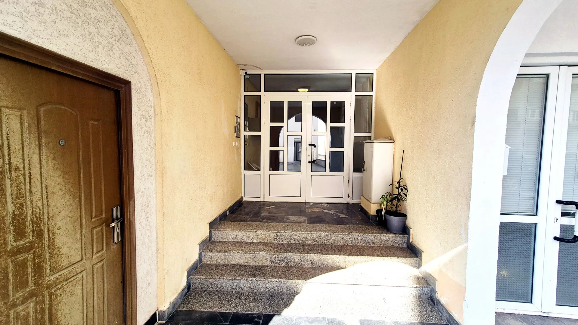 Sale, two bedroom apartment, 57m², Ilino, Bar
