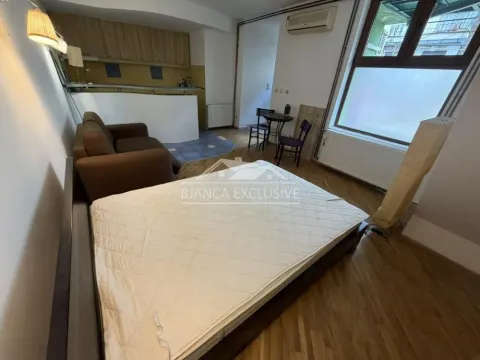 Prodaja, stan, 166m², Vračar Sve Podlokacije, Beograd - image 3