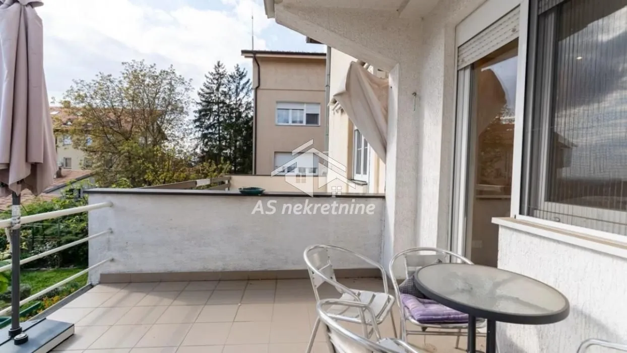 Rent, two bedroom apartment, 80m², Banovo Brdo, Beograd
