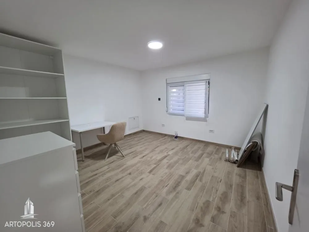 Rent, office space, 85m², Leštane, Grocka