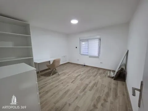 Rent, office space, 85m², Leštane, Grocka - image 9
