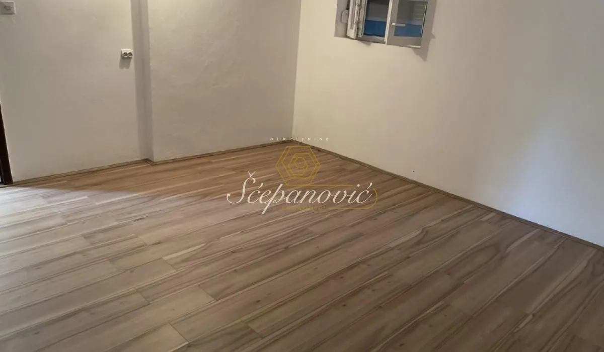 Prodaja, kuća, 67m², Sremska Kamenica, Petrovaradin