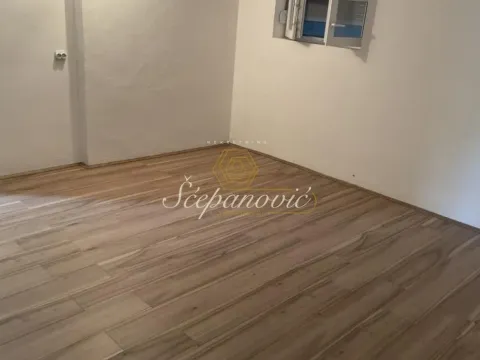 Prodaja, kuća, 67m², Sremska Kamenica, Petrovaradin - image 12