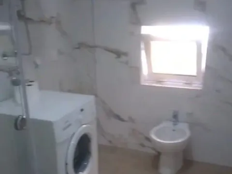 Izdavanje, trosoban stan, 150m², Gradiošnica, Tivat - image 11