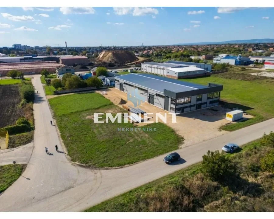 Rent, office space, 1612m², Centar, Inđija