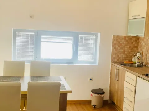 Sale, one bedroom apartment, 40m², Ulcinj, Crna Gora - image 12