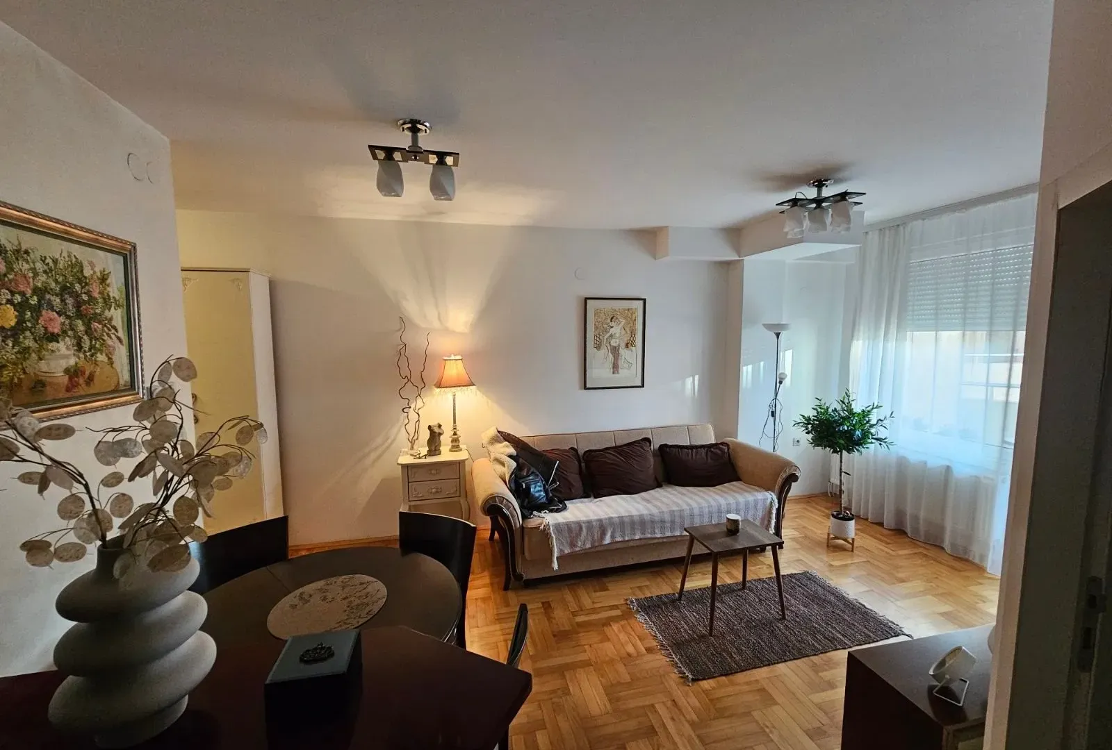 Izdavanje, jednosoban stan, 42m², Centar, Niš