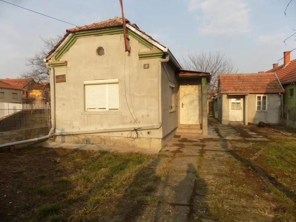 Sale, house, 59m², Ćuprija, Srbija