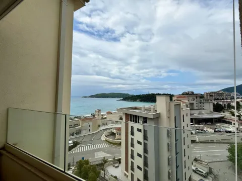 Rent, two bedroom apartment, 70m², Bečići, Budva - image 7