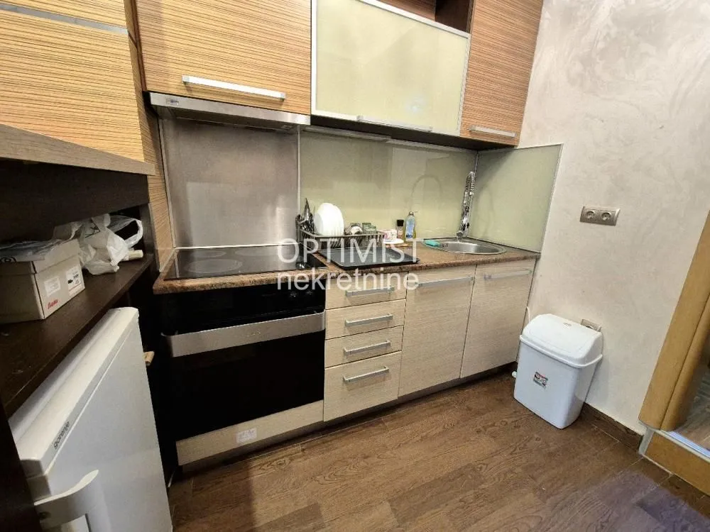 Rent, two bedroom apartment, 44m², Vračar Hram, Vračar Sve Podlokacije
