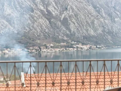 Sale, one bedroom apartment, 77m², Orahovac, Kotor - image 10
