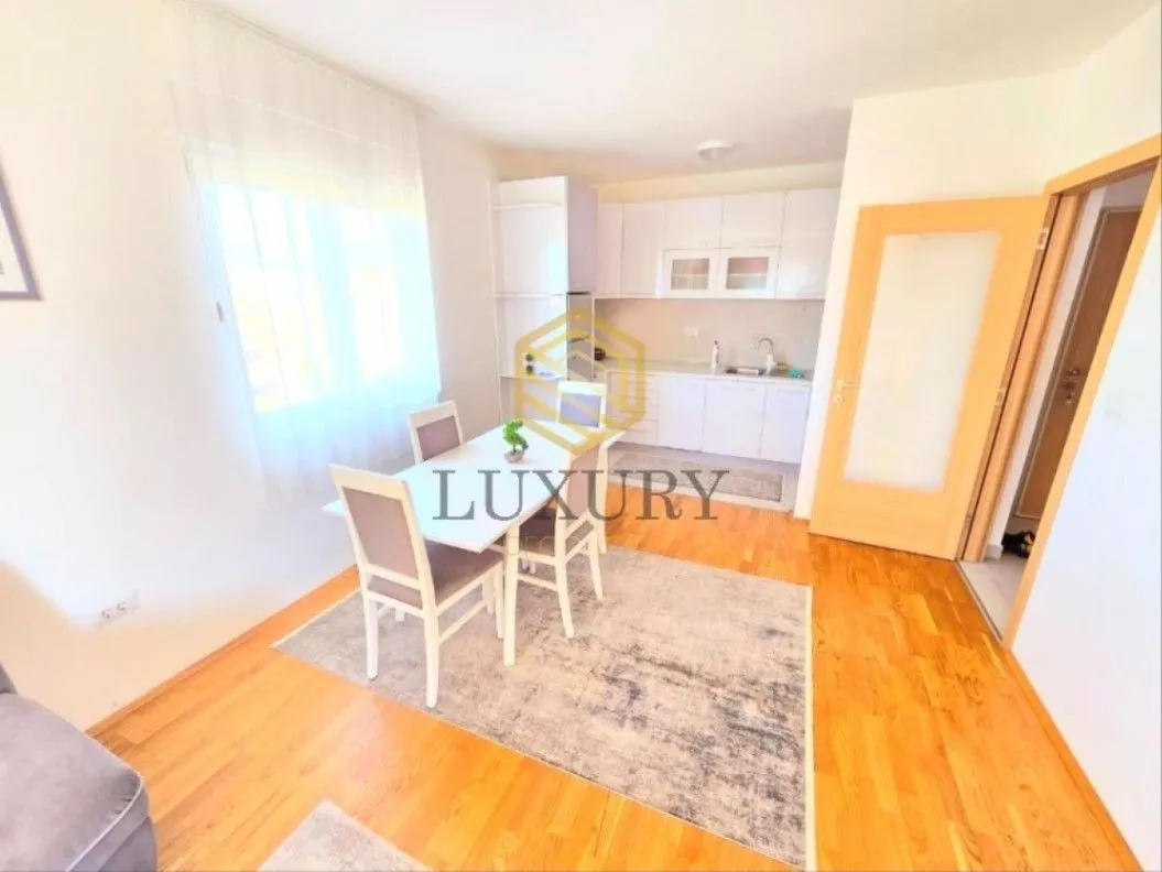 Rent, one bedroom apartment, 50m², Stari Aerodrom, Podgorica