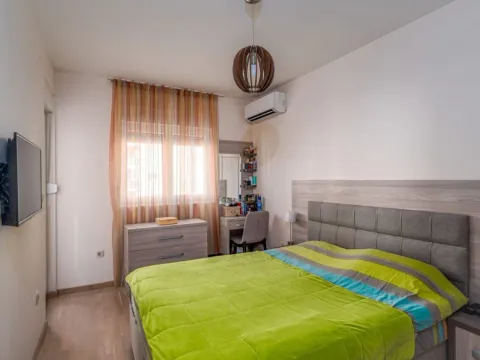 Sale, two bedroom apartment, 72m², City Kvart, Podgorica - image 8