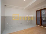 Izdavanje, četvorosoban stan, 150m², Centar, Podgorica - image 8