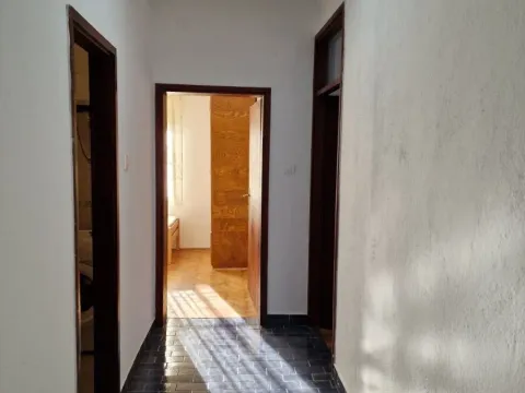 Rent, two bedroom apartment, 75m², Zlatica, Podgorica - image 8