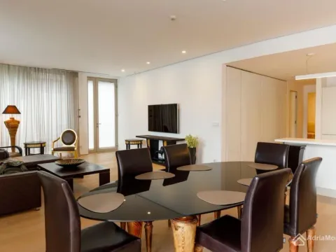 Prodaja, dvosoban stan, 178m², Centar, Budva - image 3