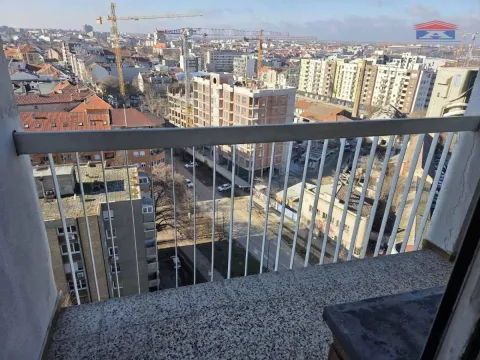 Izdavanje, trosoban stan, 68m², Kej, Novi Sad Sve Podlokacije - image 9