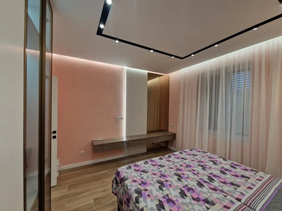 Rent, two bedroom apartment, 72m², Tivat, Crna Gora