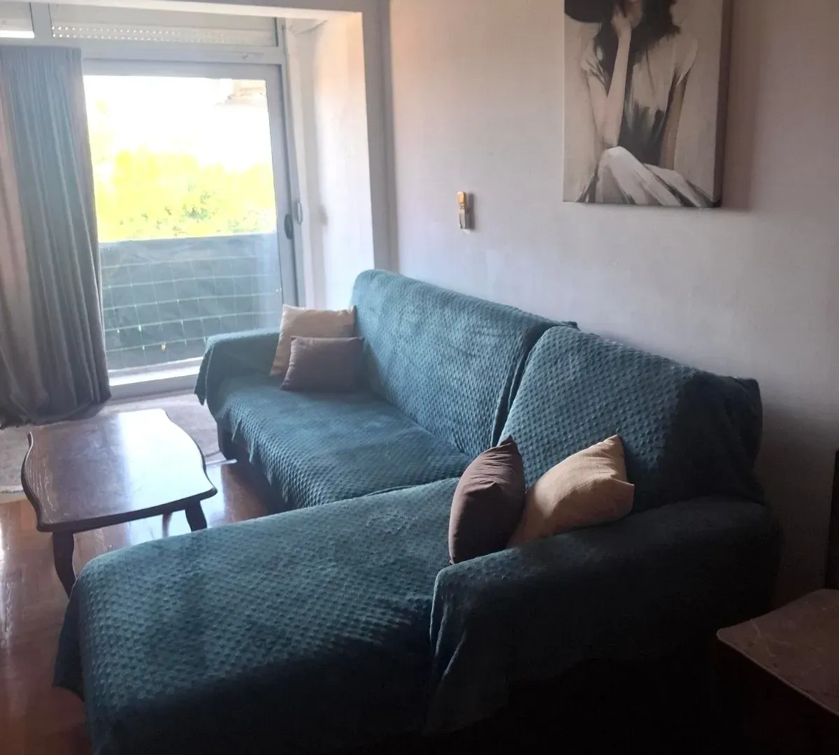 Izdavanje, jednosoban stan, 33m², Škaljari, Kotor