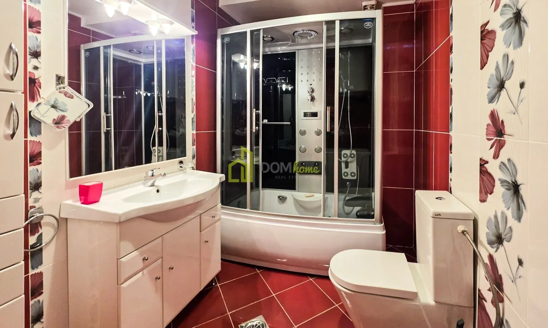 Prodaja, trosoban stan, 197m², Vezirov Most, Podgorica