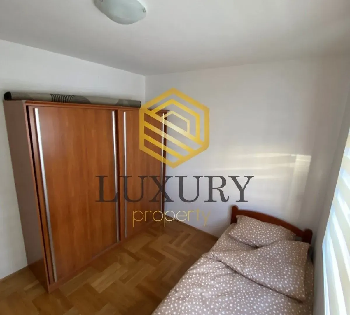 Izdavanje, dvosoban stan, 55m², Stari Aerodrom, Podgorica