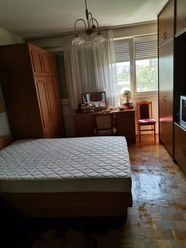 Sale, three bedroom apartment, 77m², Stari Merkator, Novi Beograd Sve Podlokacije