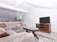 Izdavanje, dvosoban stan, 100m², Donja Gorica, Podgorica