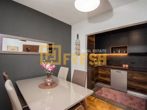 Izdavanje, dvosoban stan, 70m², Donja Gorica, Podgorica - image 11