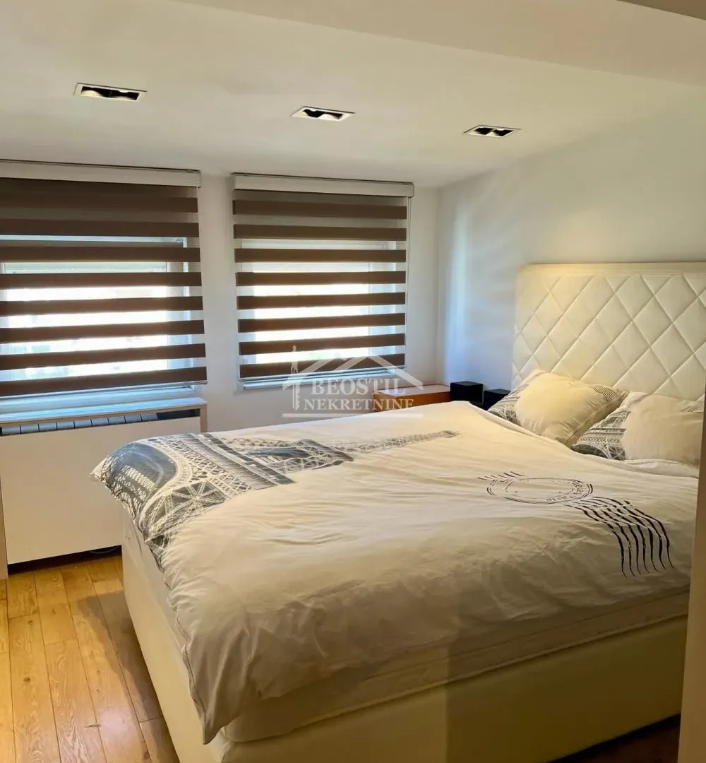 Prodaja, dvosoban stan, 83m², Vračar Centar, Vračar Sve Podlokacije