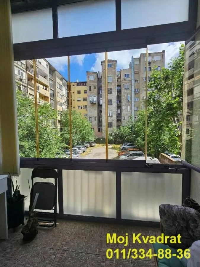Rent, three bedroom apartment, 82m², Vračar Sve Podlokacije, Beograd